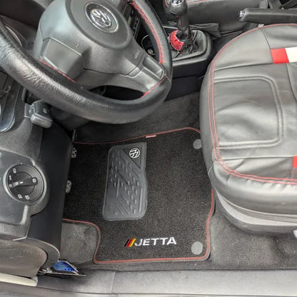 Tapetes Volkswagen Jetta (2006-2015) (3 Piezas)